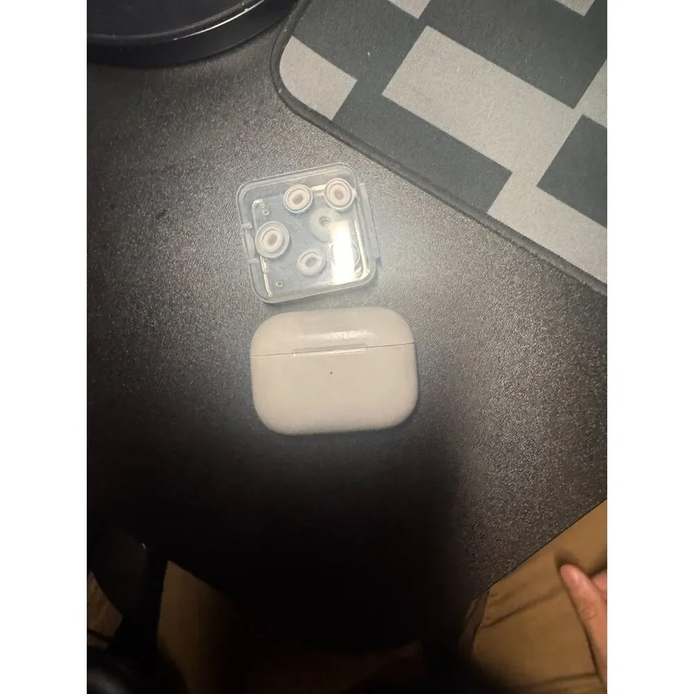Apple AirPods Pro (1st Gen) with MagSafe Charging Case - Fully Functional